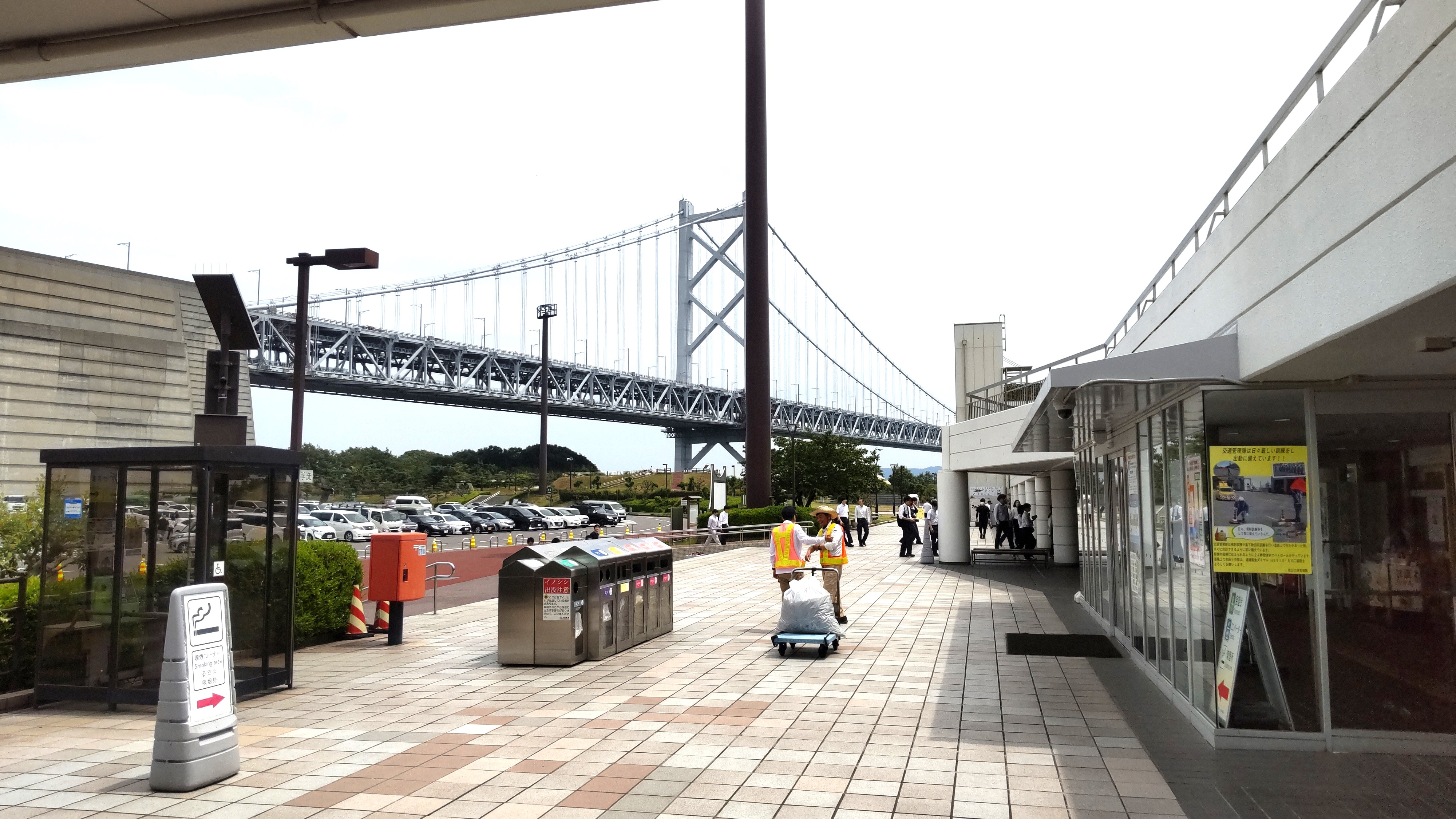 高松の建築家展へ